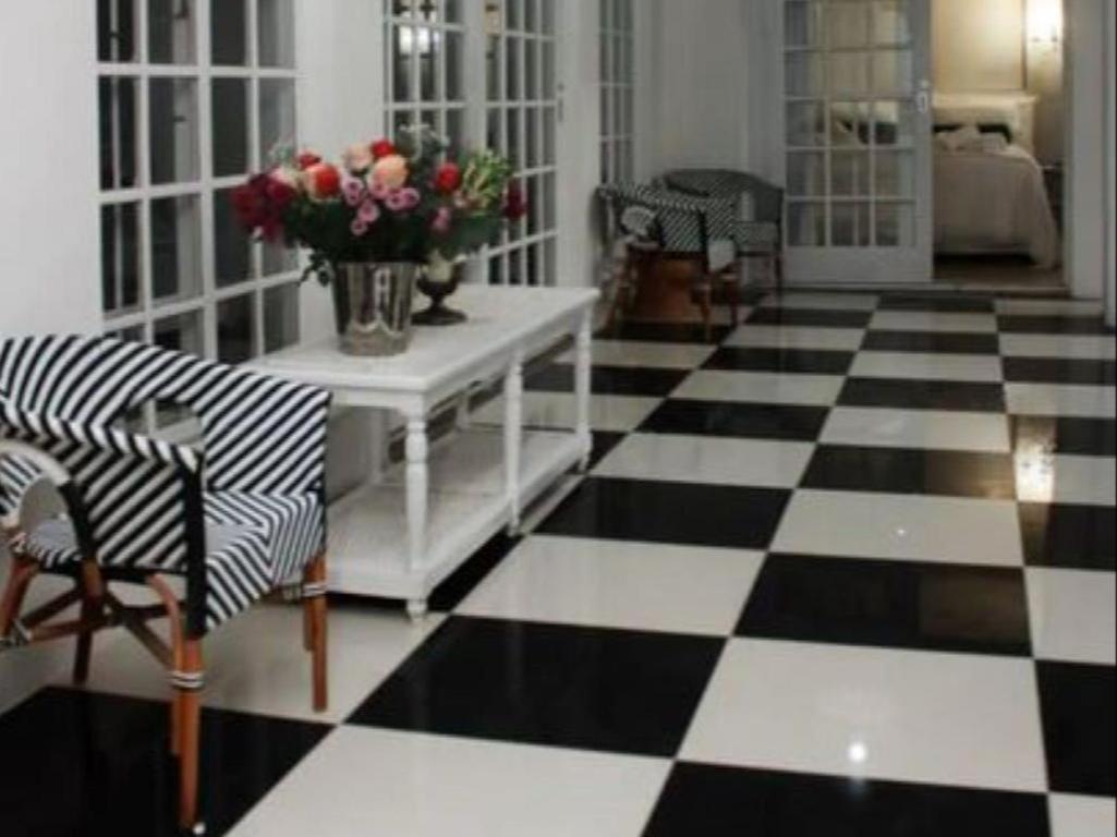 La Belle Guest House Bloemfontein Exteriér fotografie