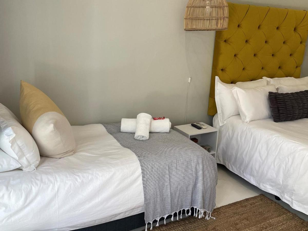 La Belle Guest House Bloemfontein Pokoj fotografie